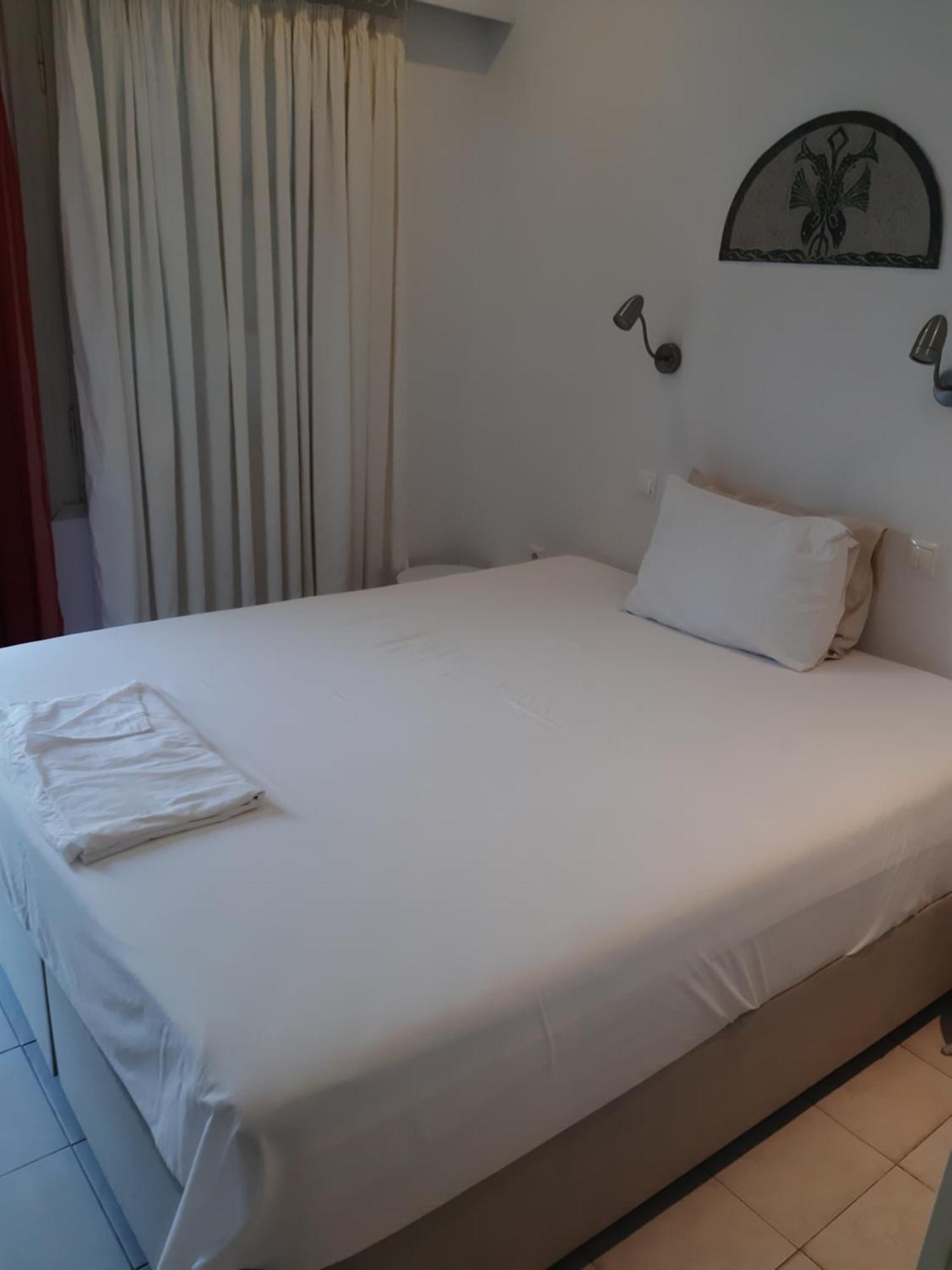 Windmill Naxos Hotel Naxos City ภายนอก รูปภาพ